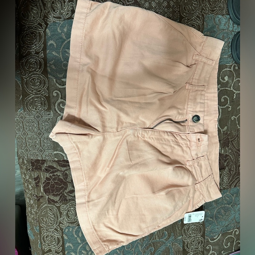Free People coral shorts size 8 NWT